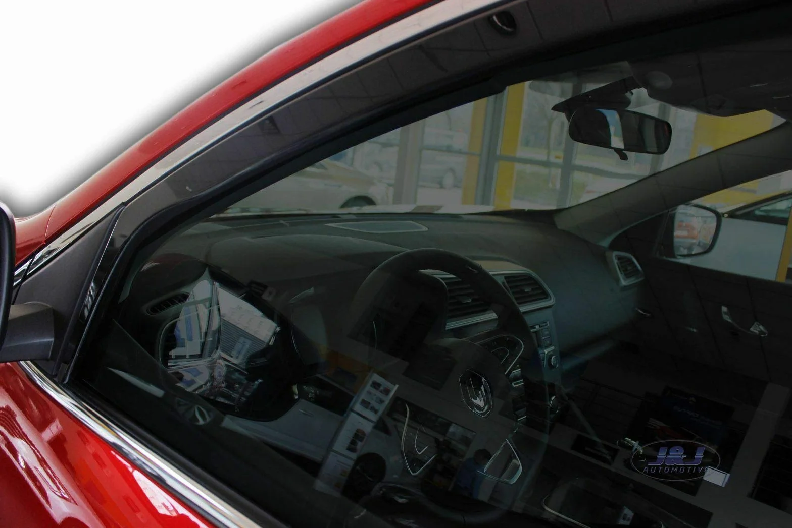Deflettori d'Aria Heko per Renault Kadjar dal 2015, Set 4 Pezzi Nero Fumé
