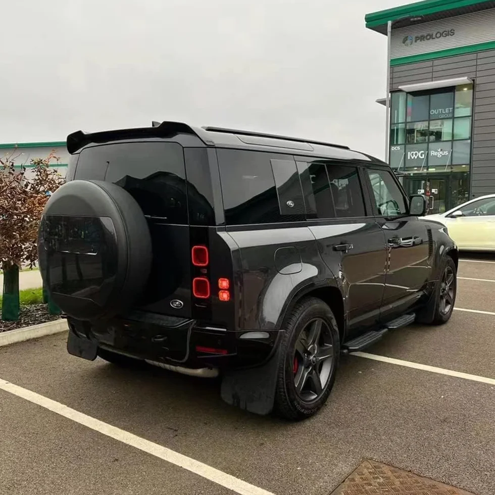 Copertura per ruota di scorta Land Rover Defender 90 110 130 plastica protezione grigio carpazi 2020-2023