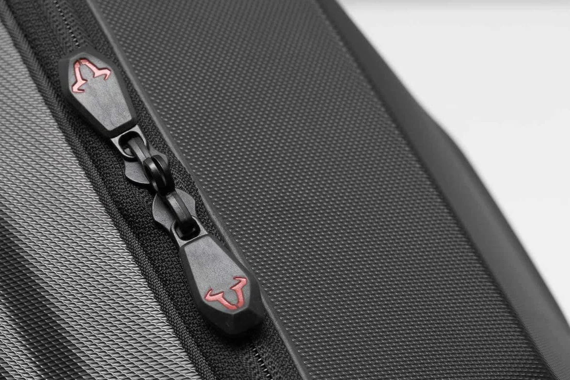 URBAN ABS side case right SW-MOTECH 16,5 l. ABS plastics. For SLC side carrier right.