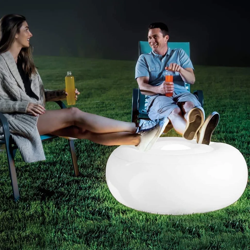 Intex 68697 Poggia Piedi Luminoso con Batterie Ricaricabili 86x33 cm