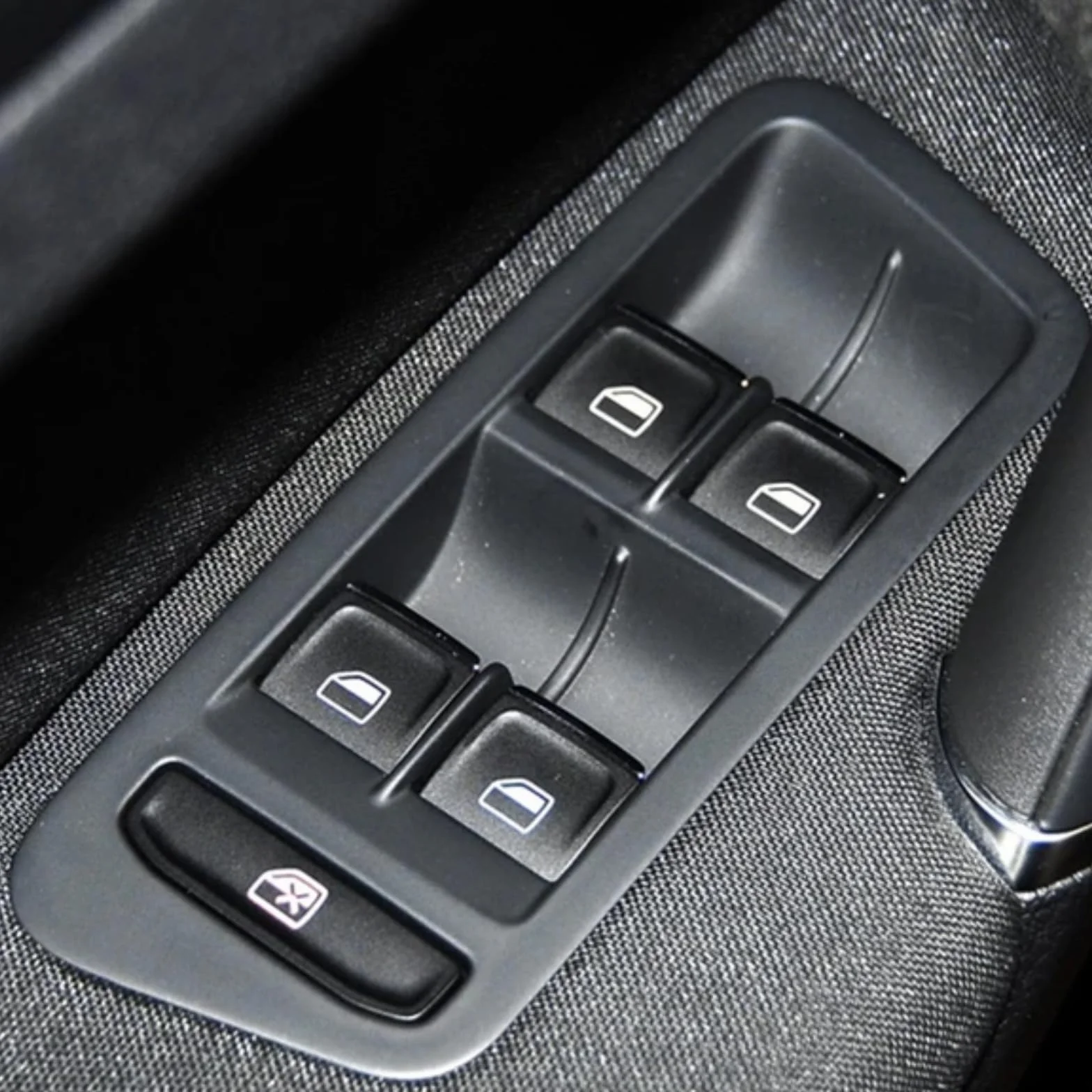 Twowinds - Interruttore Alzacristallo 5G0959857D Compatibile con VW Golf 7 (2014-2018) Passat B8 (2015-) Touran, Seat Leon (2013-2016) - Porta Anteriore Sinistra (lato conducente) Pulsantiera Finestra