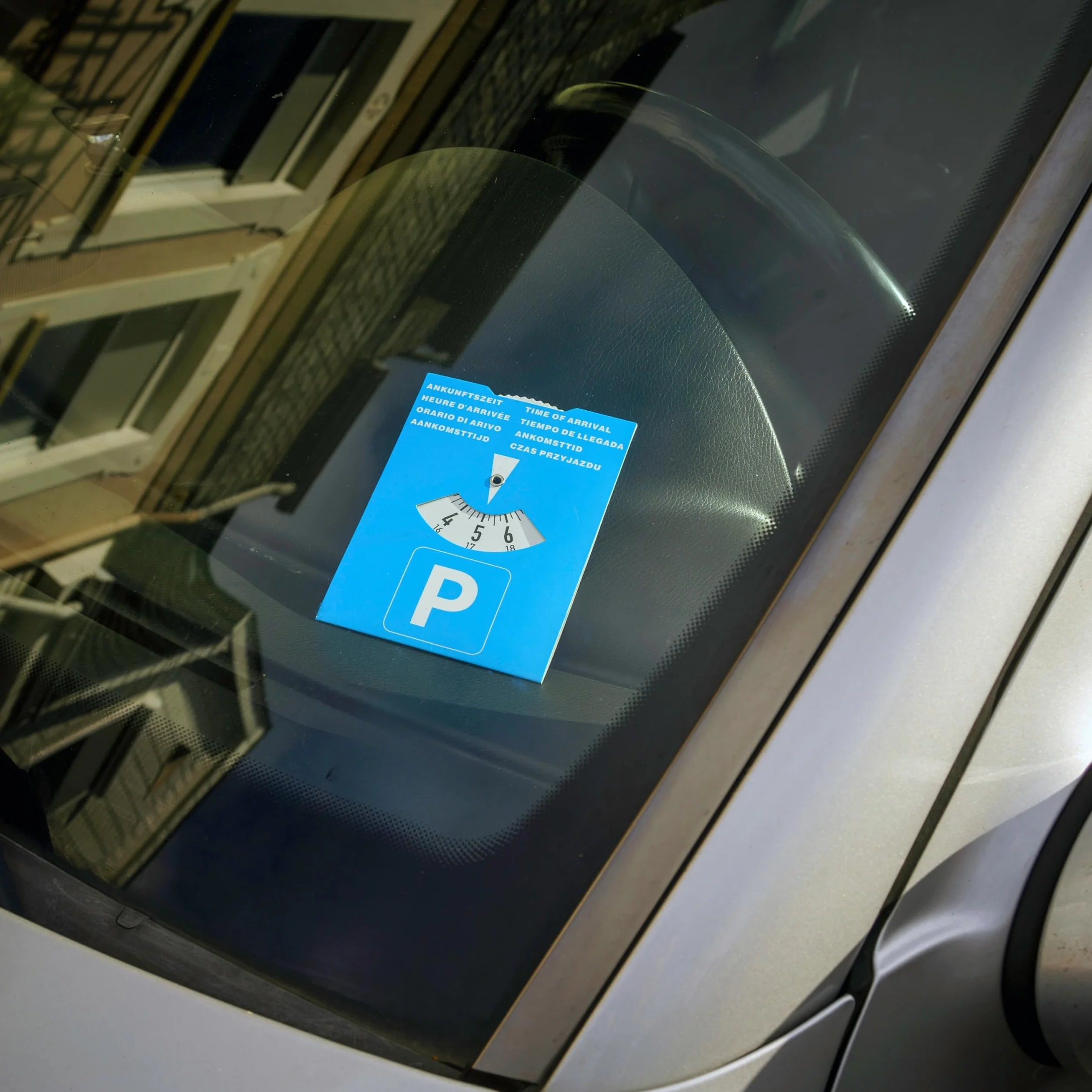 Disco di parcheggio blu 2 pezzi regolabile su entrambi i lati parchimetro otto lingue