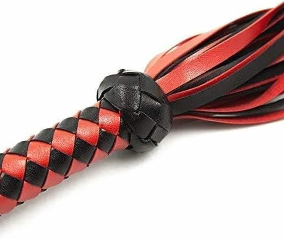 Frusta in pelle rossa nera per giochi di ruolo