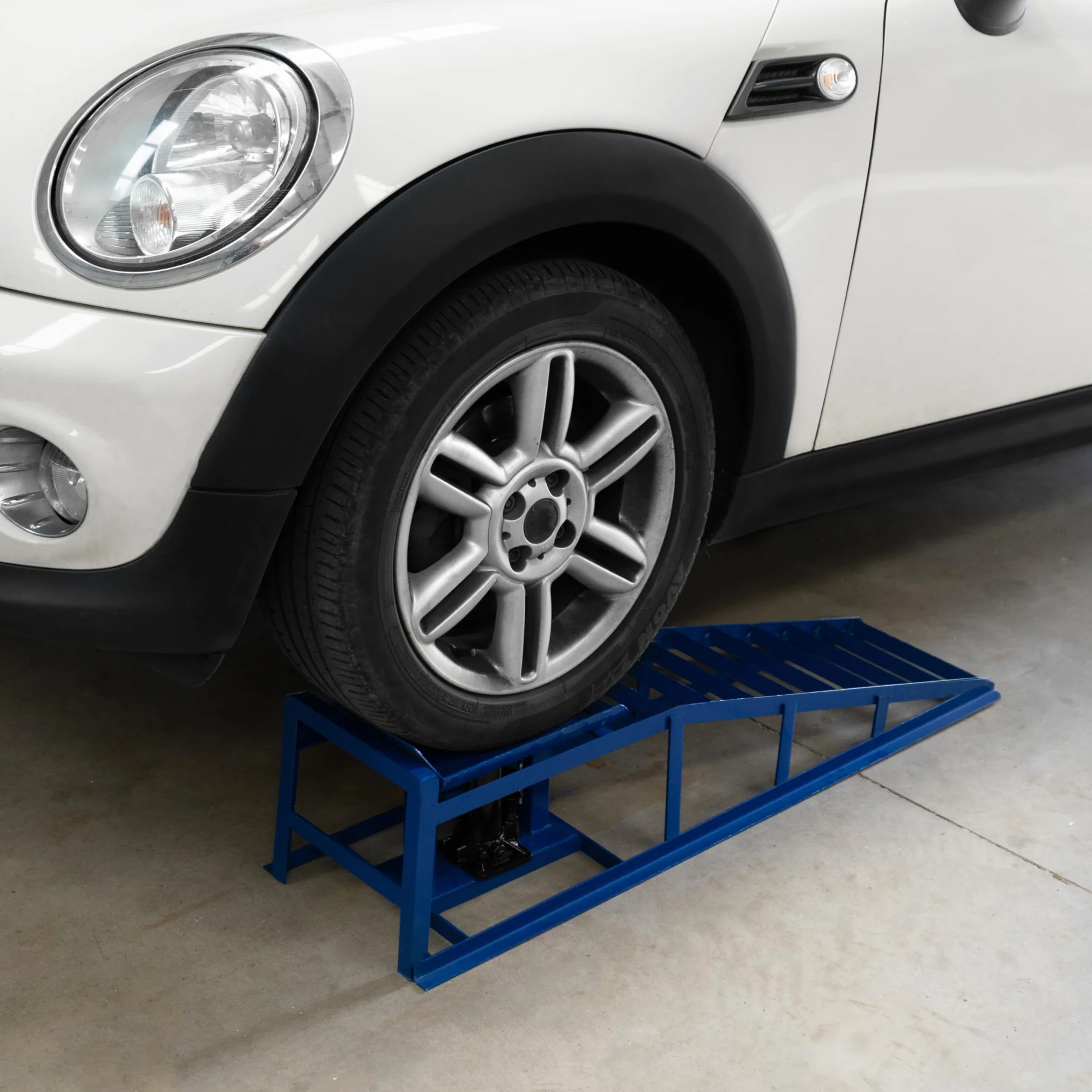 Rampe Idrauliche per Auto 2 Piattaforme di Sollevamento da 3 Tonnellate 3000kg Garage Officina Van Auto Rampa di Carico 34x26cm Altezza della Piattaforma Regolabile 270-375 mm Larghezza Massima 245mm