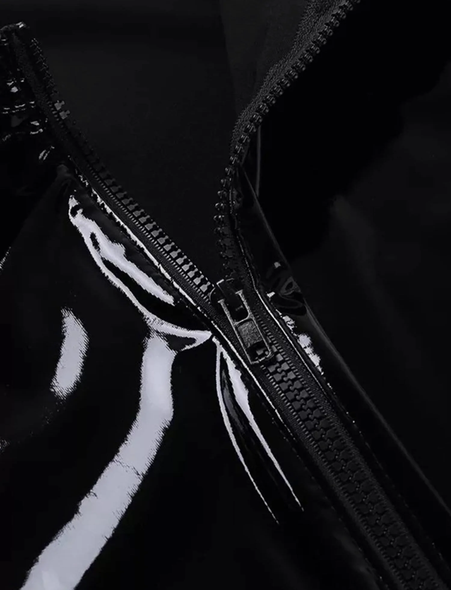 AIEOE Tuta da uomo in pelle laccata PVC chiusura lampo lunga slim fit