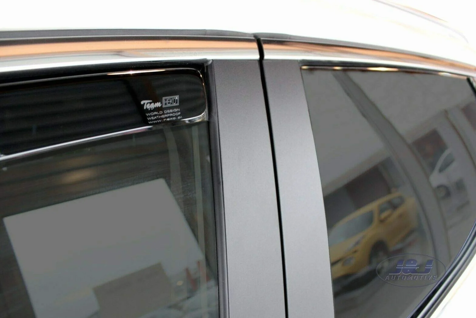 J&J AUTOMOTIVE Deflettori d'Aria per Nissan Qashqai J11 2014-2021, Set da 2 Pezzi, Nero Fumé