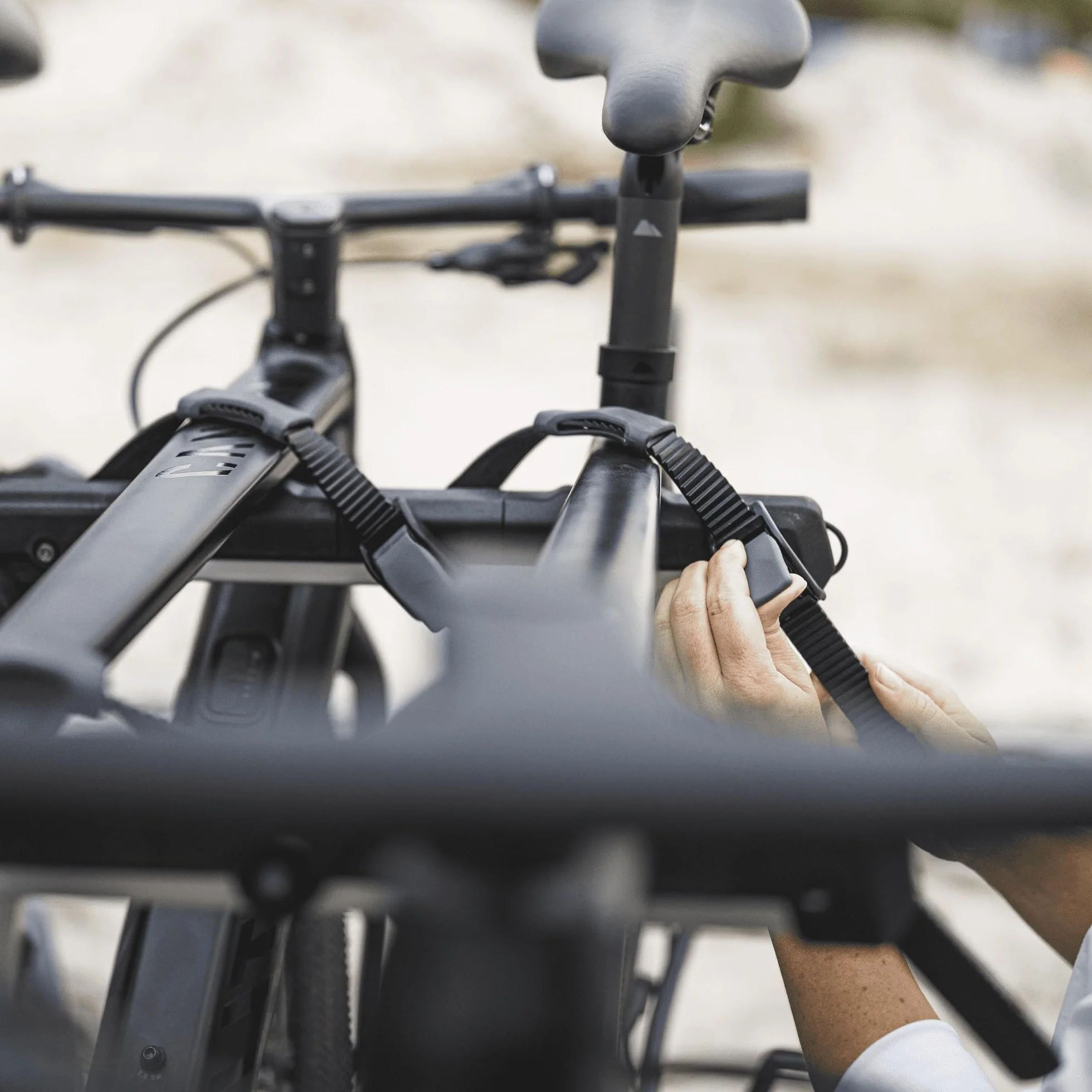Thule Outway Hanging Sospeso Posteriore Portabici