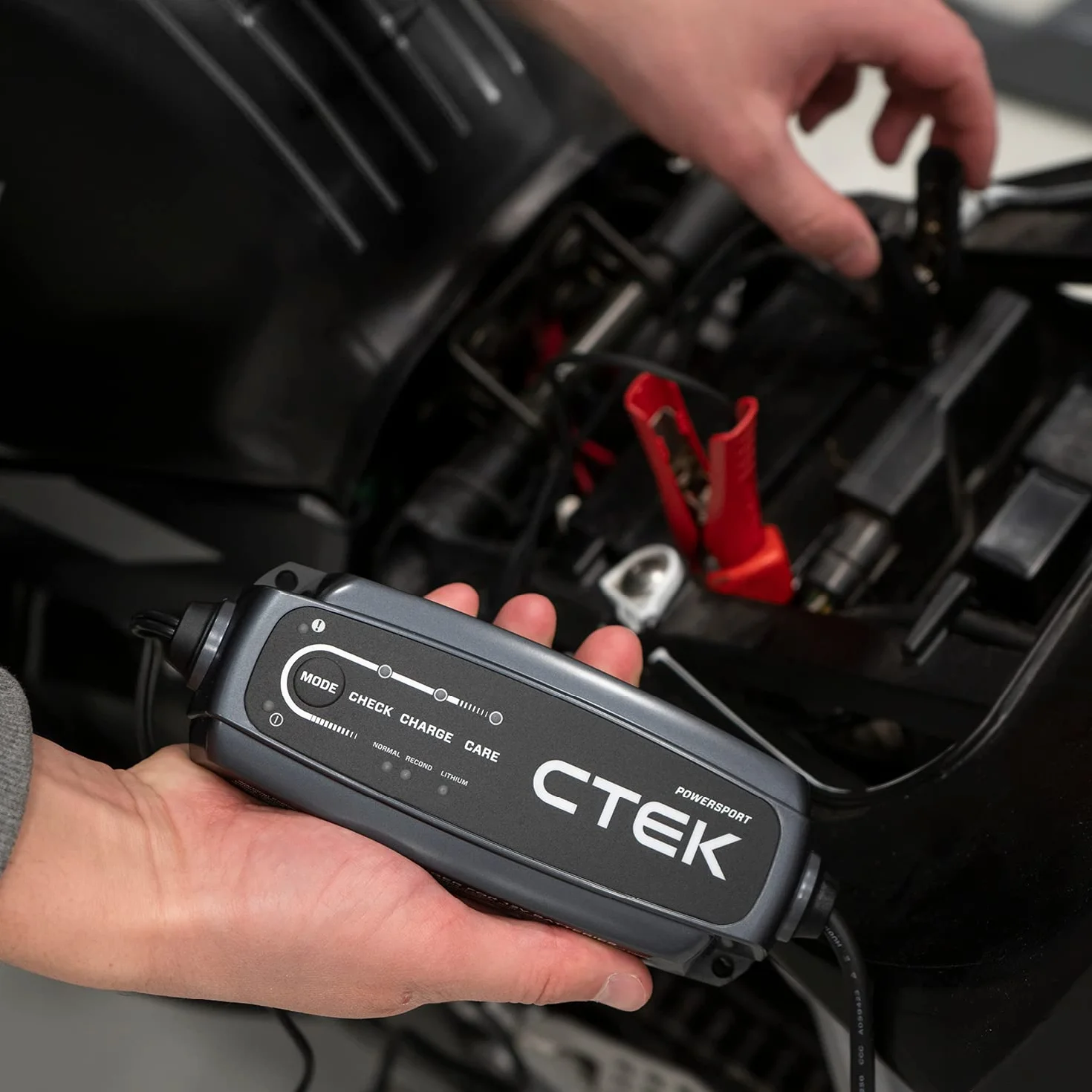 CTEK Caricabatterie per Auto Camion Moto 5Ah Protezione Cortocircuito 40-310