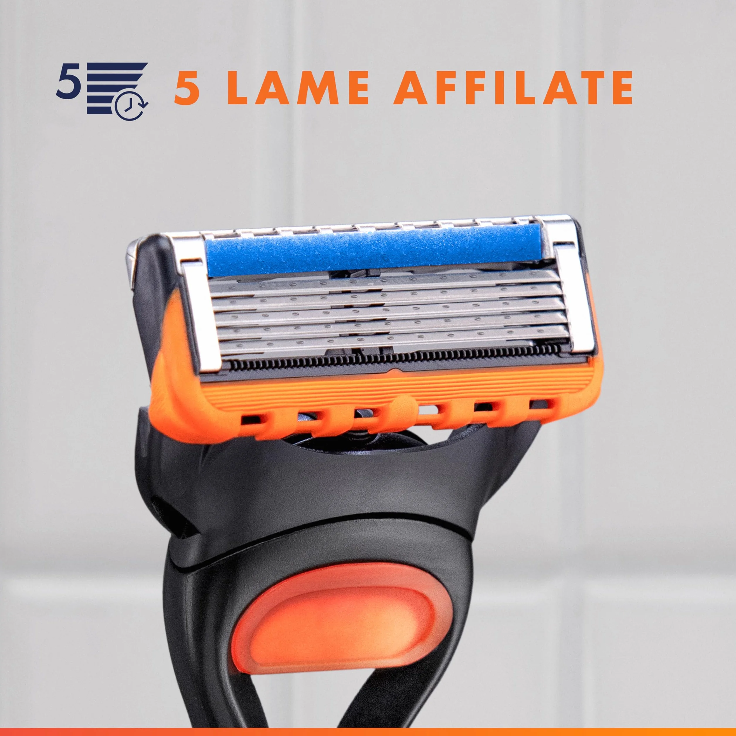 Gillette Fusion5 Rasoio Barba 1 Rasoio + 12 Lamette Ricambio 5 Lame Striscia Lubrificante