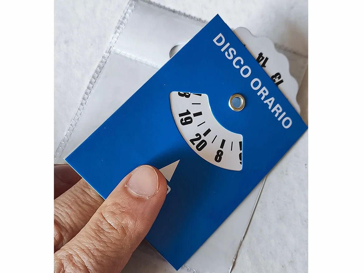 Disco Orario Adesivo Europa Parchimetro in Plastica con Porta Permesso Autoadesivo CARALL PT608279