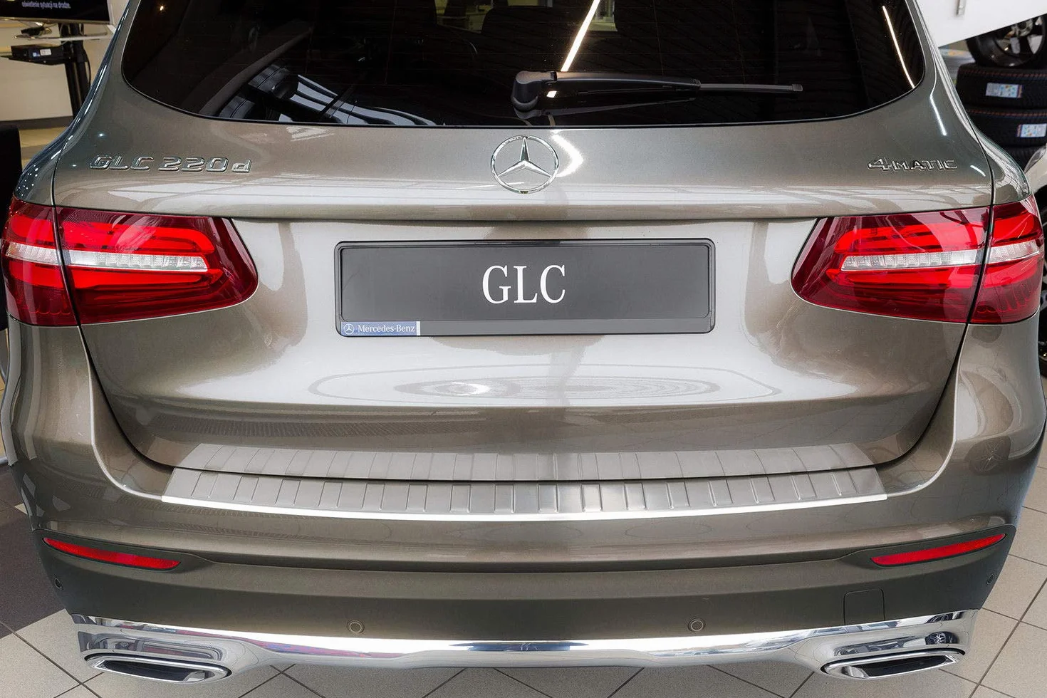Adatto per GLC X253 SUV, protezione paraurti posteriore cromata in acciaio inox