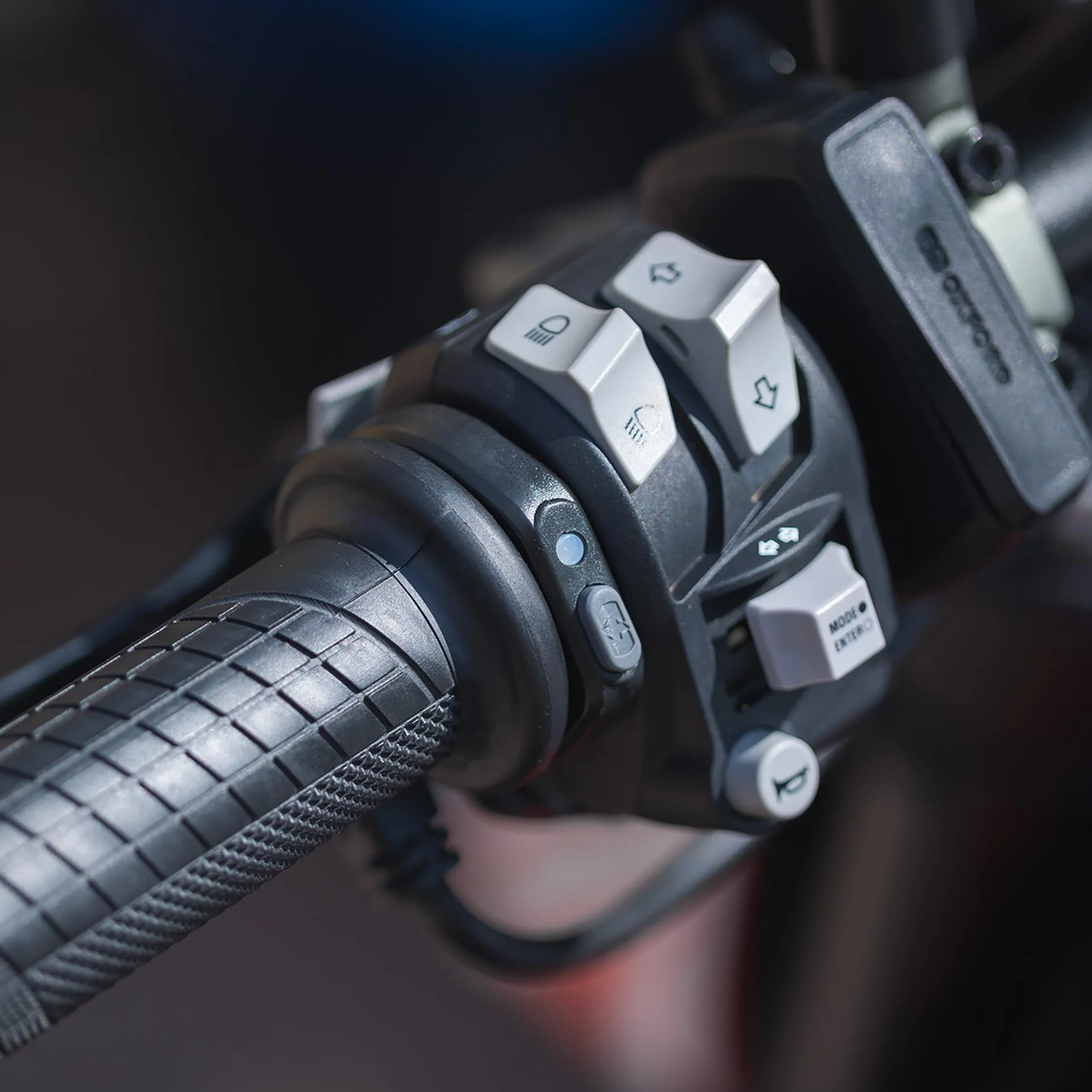 Oxford HotGrips Advanced Integrated | Manopole riscaldate per manubrio per temperature fredde invernali moto moto equitazione