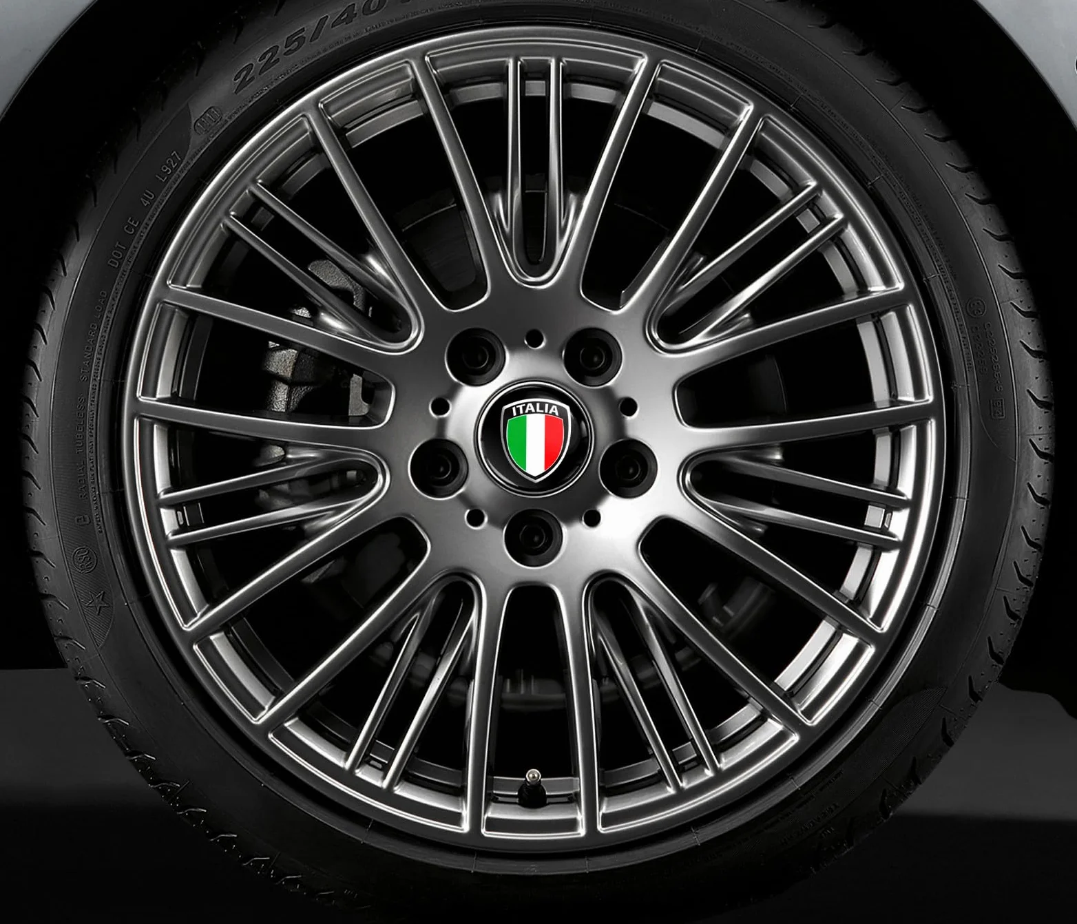 4 x 55 mm adesivi per coprimozzo adesivi ruota sticker italia italiana bandiera A 8555