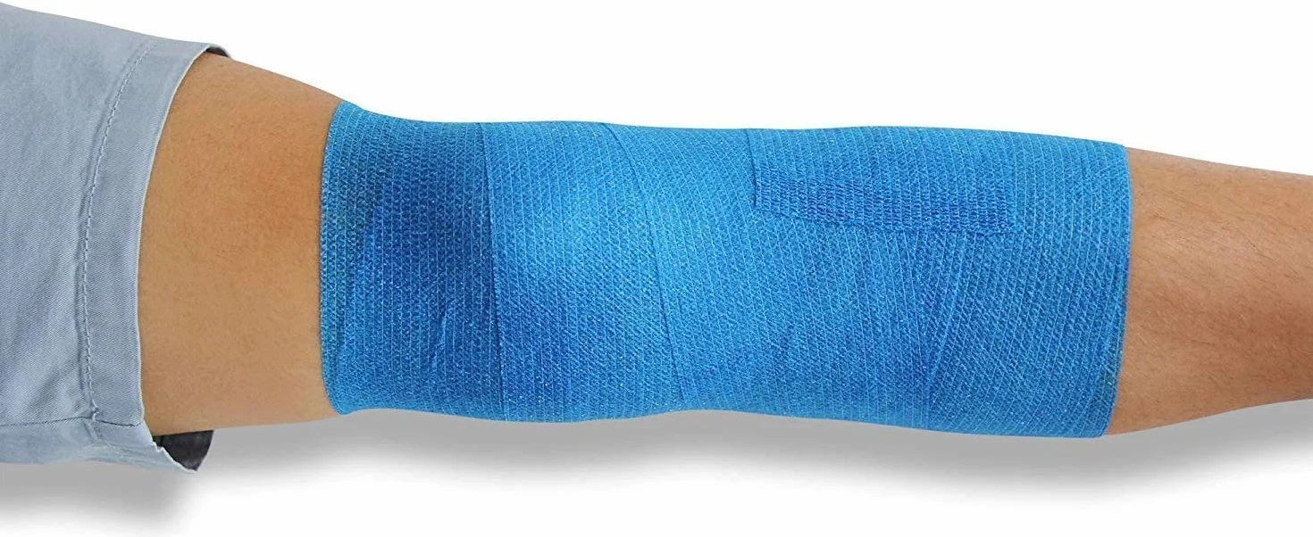 PIntoMed Cohesive Bandage BLU 6 x 10 cm x 4.5 m Autoadesiva Flessibile Primo Soccorso