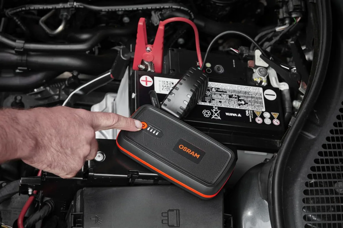OSRAM BATTERYstart 300, avviatore al Litio da 13.000 mAh per Veicoli con Motore a Benzina Fino a 6l e Motore Diesel da 3l