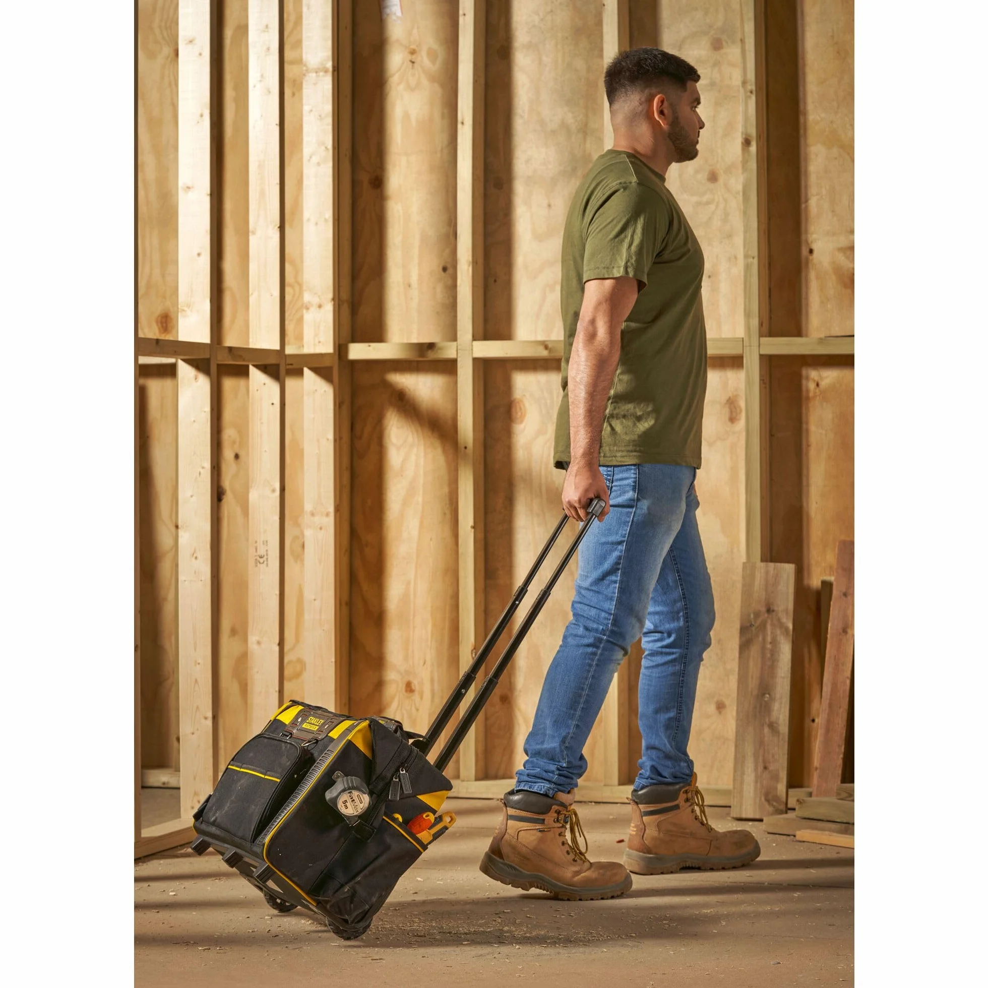 STANLEY FATMAX FMST1-80148 Borsa porta utensili con ruote 50x36x41cm