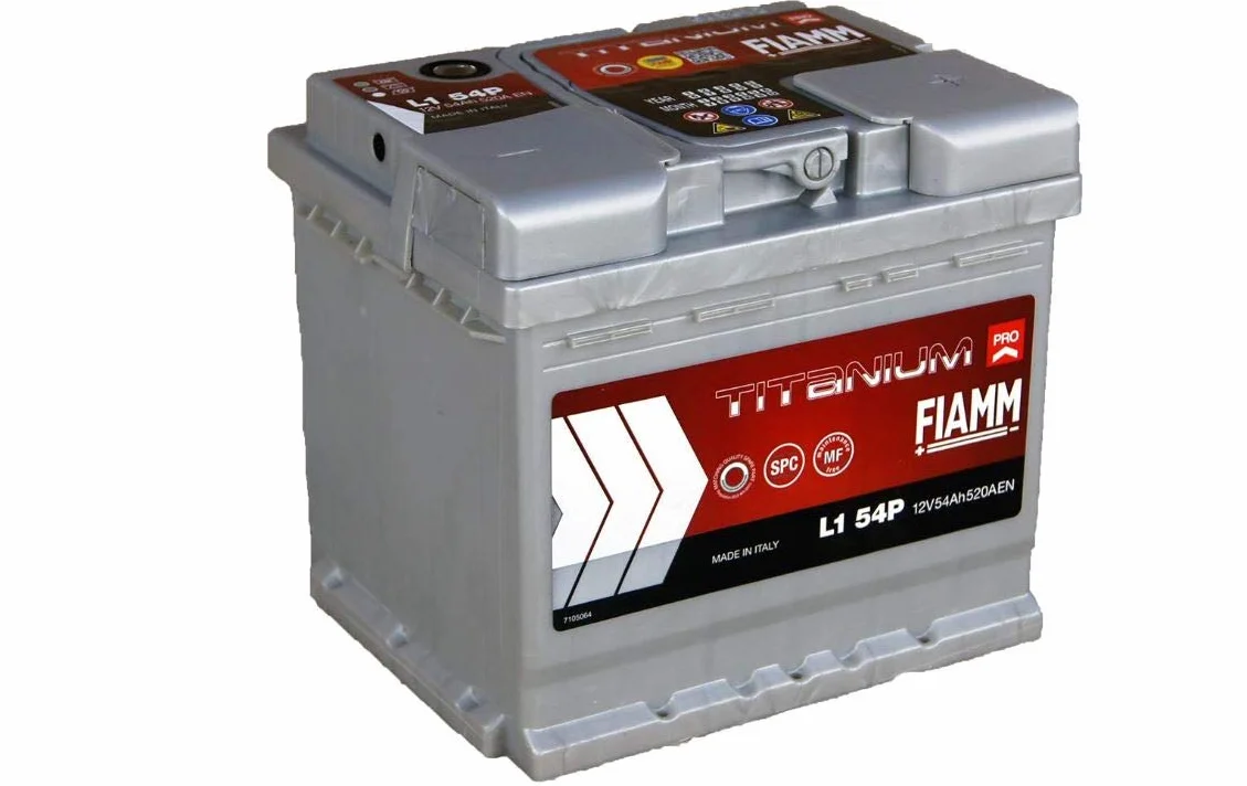 FIAMM BATTERIA AUTO TITANIUM PLUS 54Ah 520A L154+ Polo Positivo a Destra