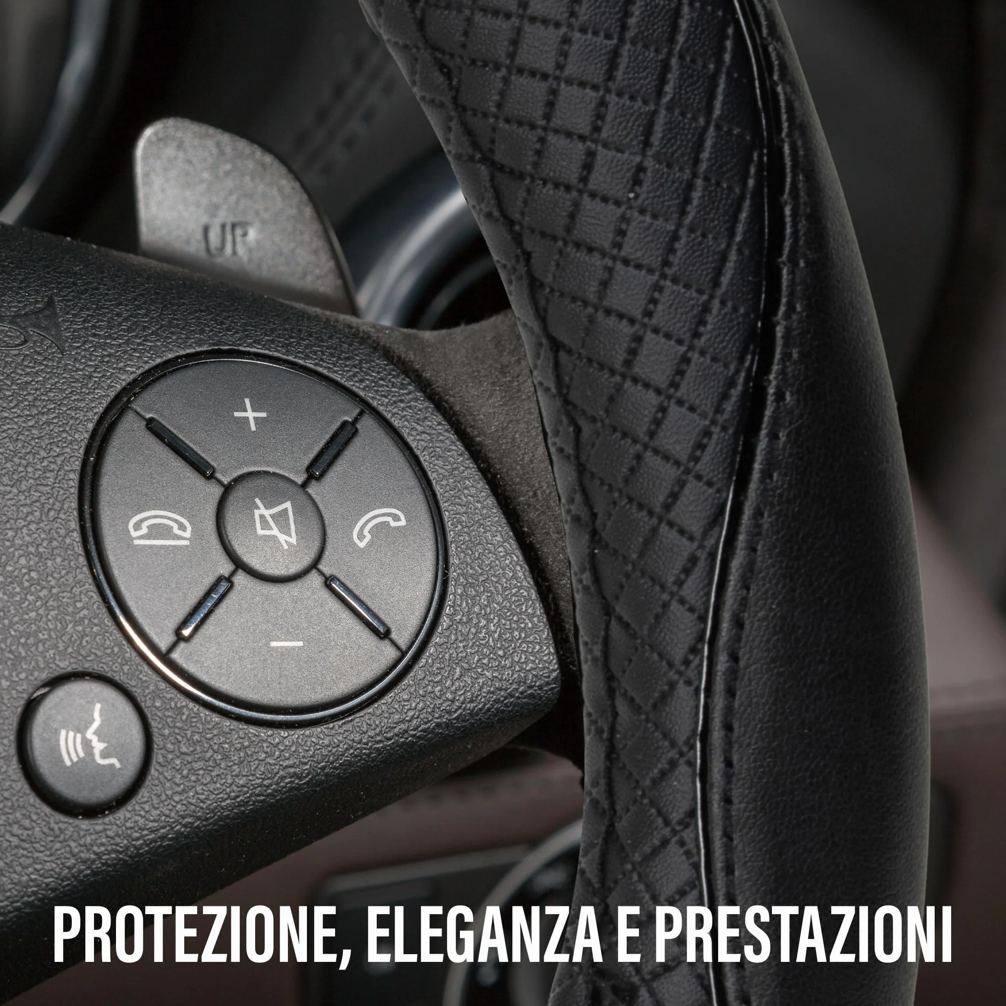 CAR PASSION Coprivolante Auto Universale in Microfibra Antiscivolo, Resistente ed Elastico - Design Sportivo per Volanti 37-38 cm - Comodo e Facile da Installare (Nero)