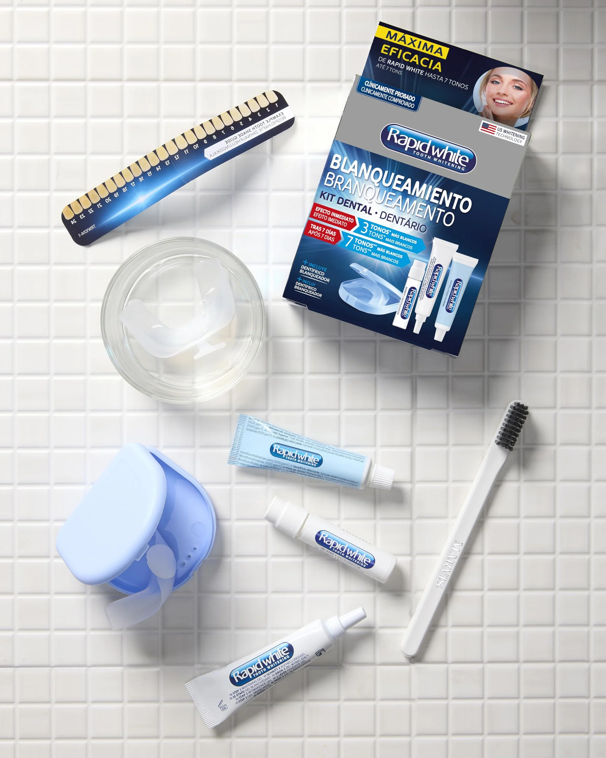 Rapid White kit sbiancante dentale con stampi regolabili e gel senza perossido di idrogeno