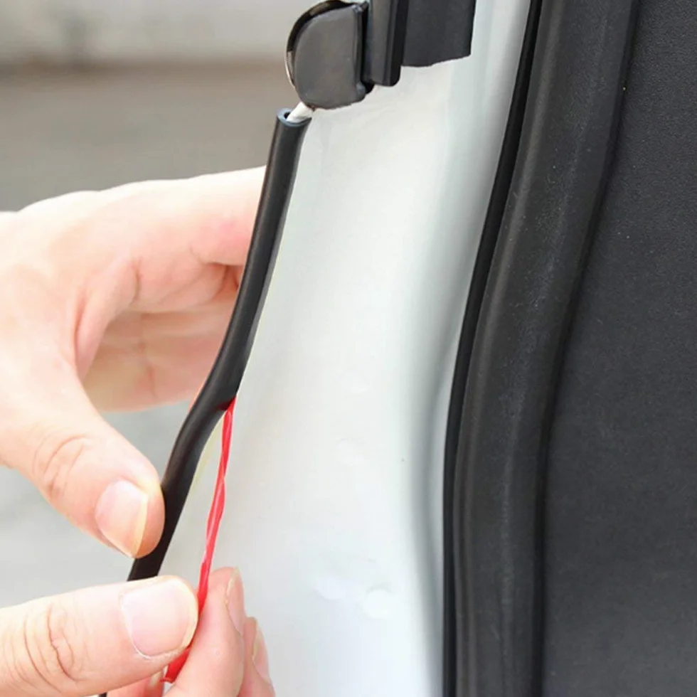 5M Car Edge Trim Rubber Seal Pad di protezione a forma di U, adatto per auto SUV MPV e la maggior parte dei modelli (nero)
