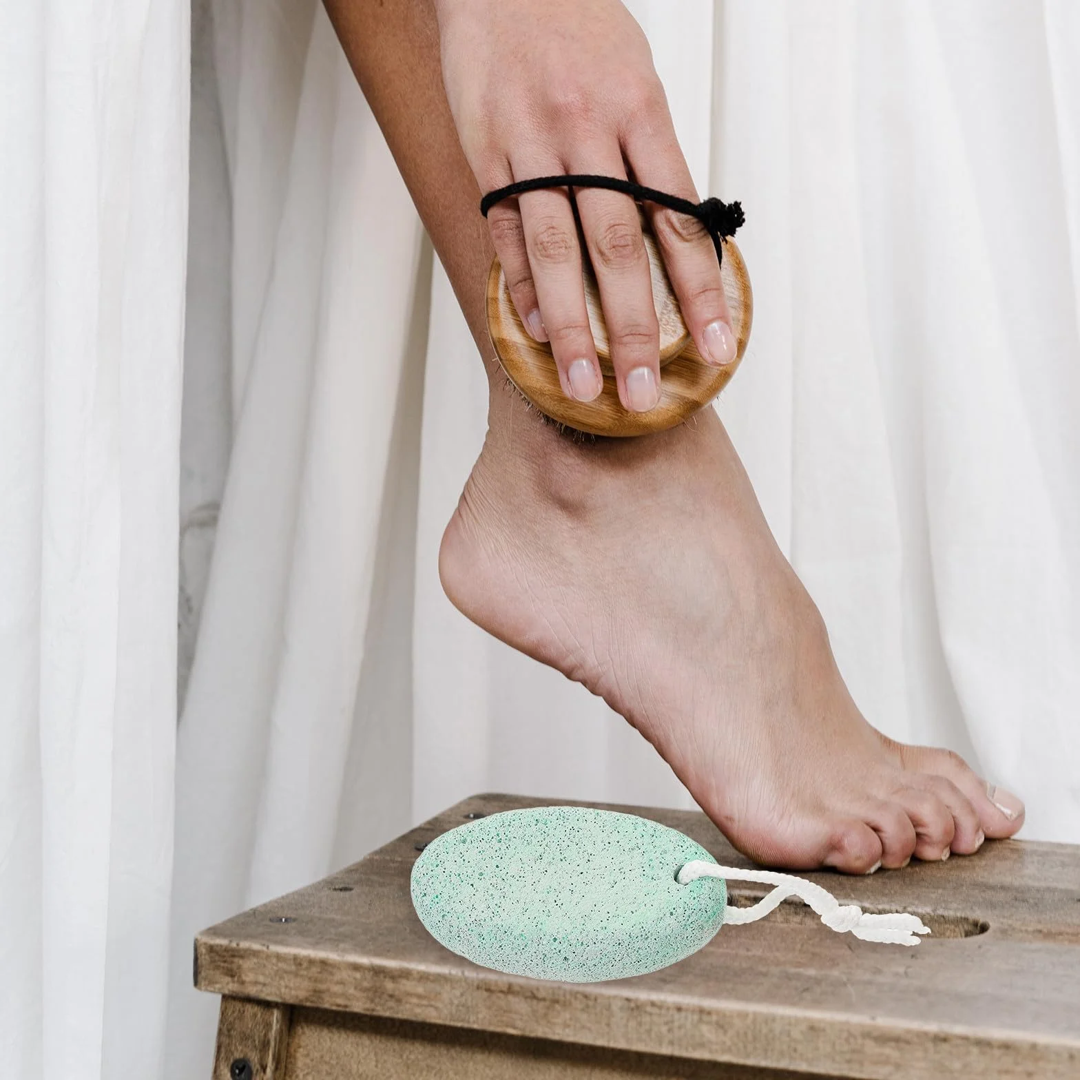 Pietra Pomice per Pedicure 2 Pezzi con Scatola, Pietra Vulcanica Doppia Superficie per Rimuovere Pelle Morta e Calli