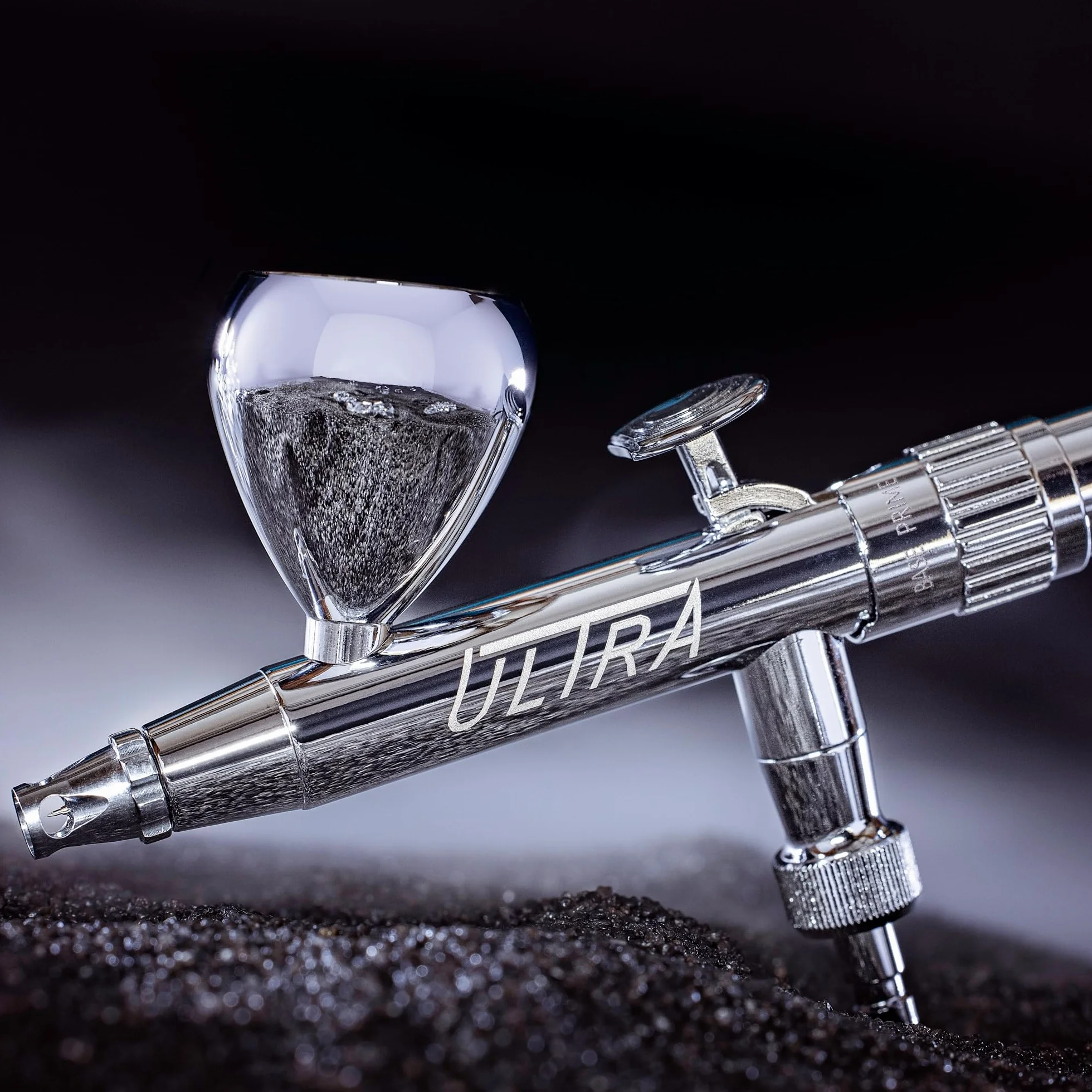 Harder & Steenbeck Pistola aerografo H&Steenbeck 120231 New Ultra 2024 (0,45 mm, 5 ml)