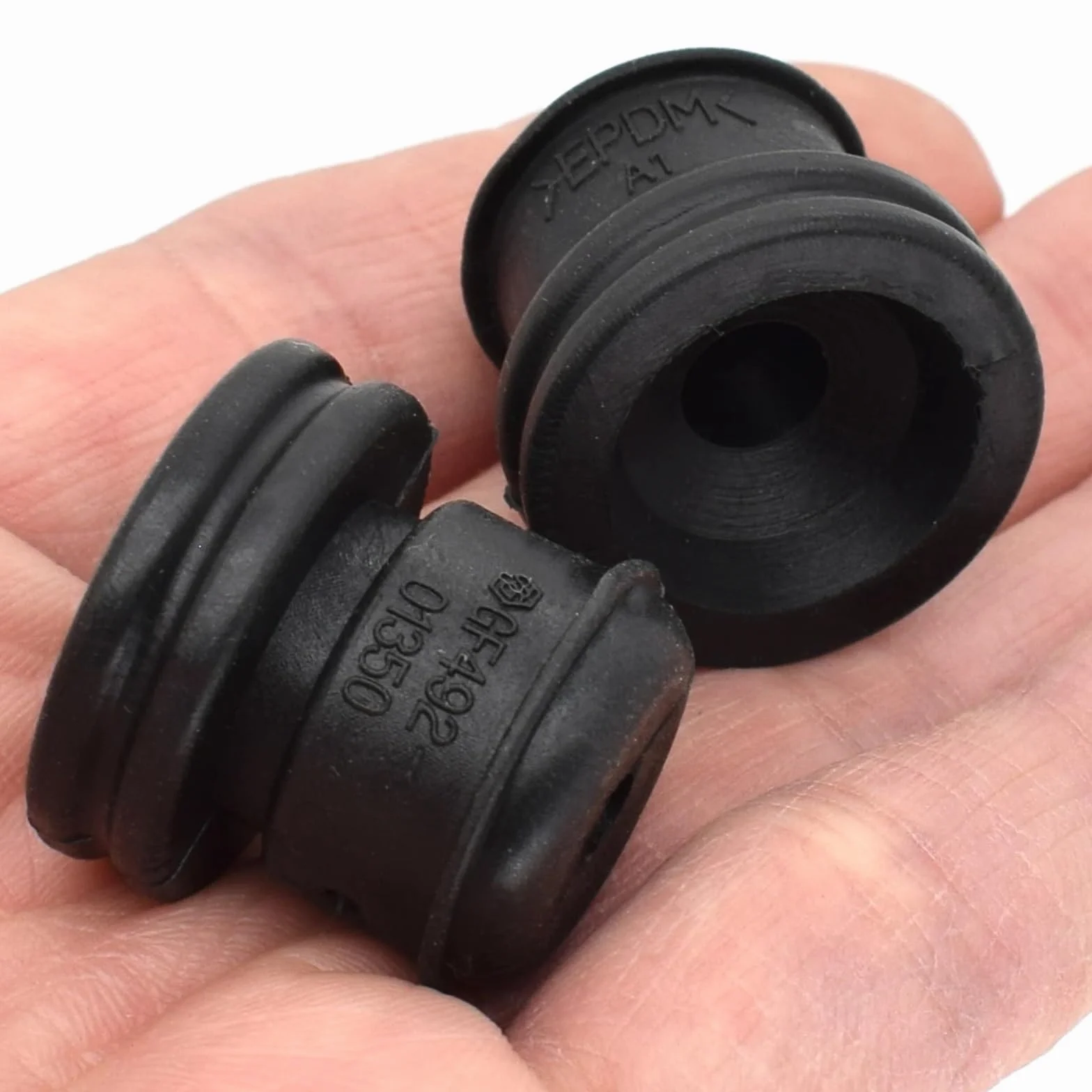 8X Compatibile for Toyota Corolla Vios Yaris Levin Motore Copertura Superiore Rivestimento Anello di Tenuta in Gomma Supporto Bush Buffer Manica Cuscino Cuscino GF49201350