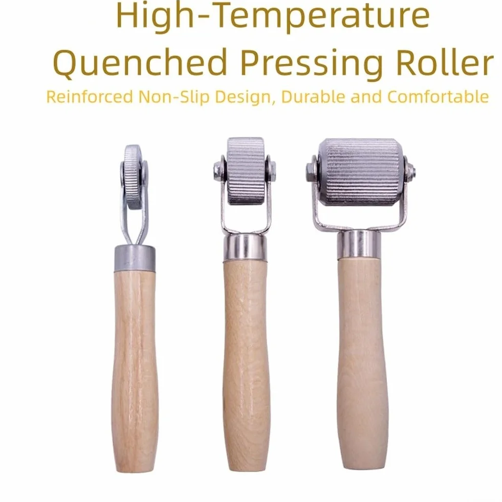 Rullo di compattazione per riparazione pneumatici con manico in gomma in legno, strumento applicatore di patch in acciaio inox, strumento per sigillare patch a freddo e resistenza alle alte