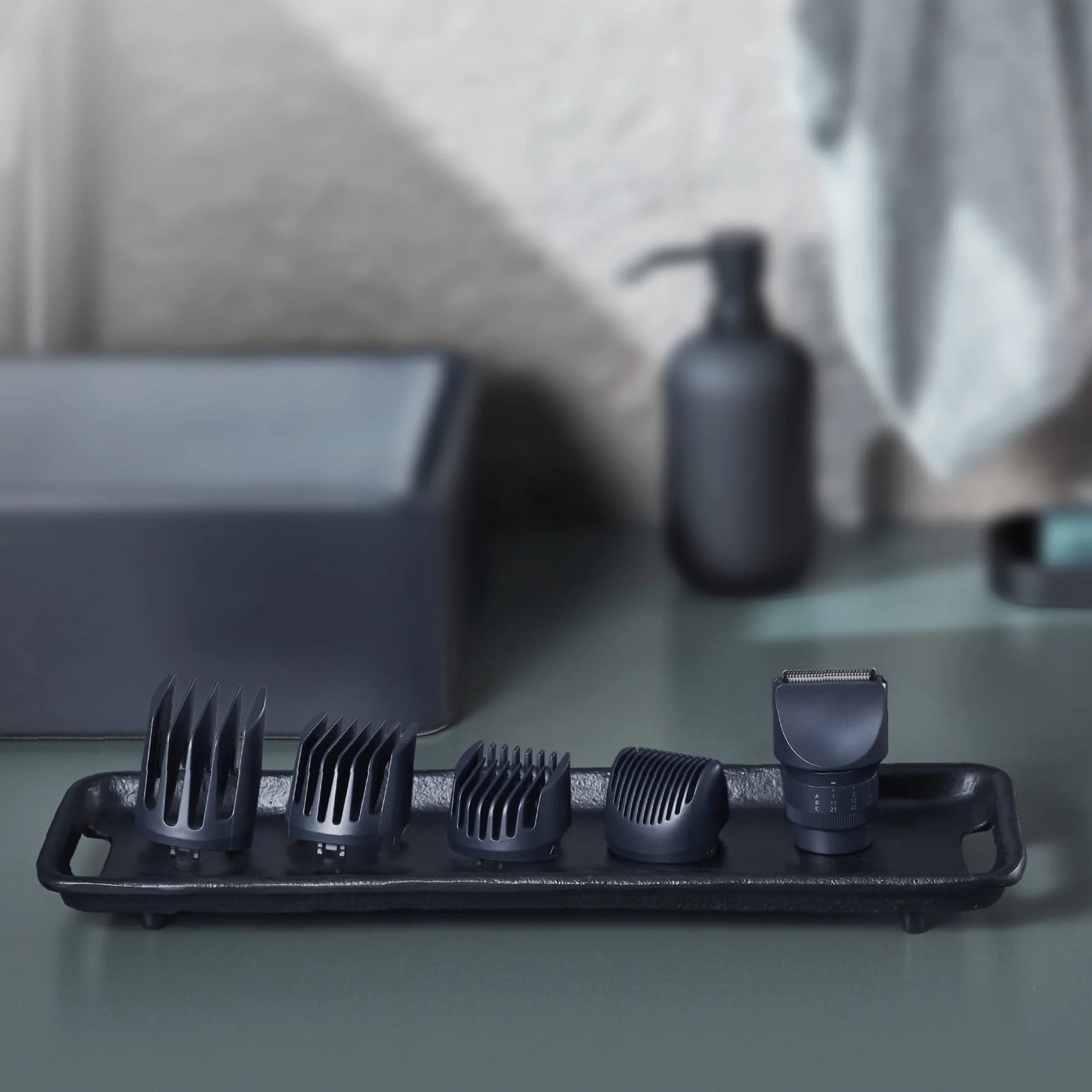 Panasonic MULTISHAPE ER-CTW1 Modulare Sistema Cura Persona Regolabarba Tagliacapelli Uomo Nero