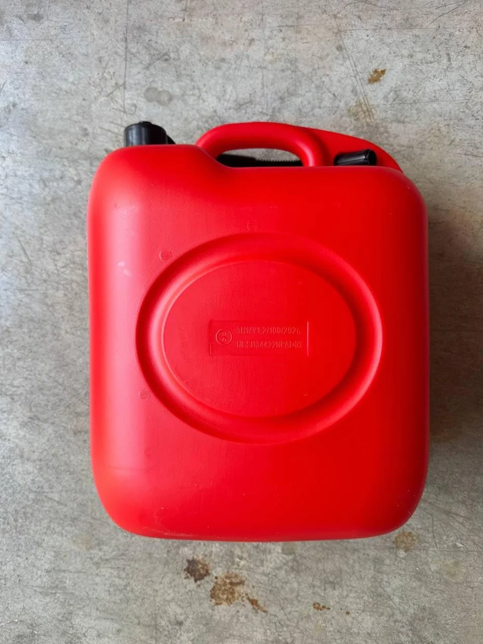 Tanica Carburante Plastica Omologata UN 20 Litri Certificata Strada Mare Benzina Diesel Resistente UV Beccuccio Flessibile Incluso
