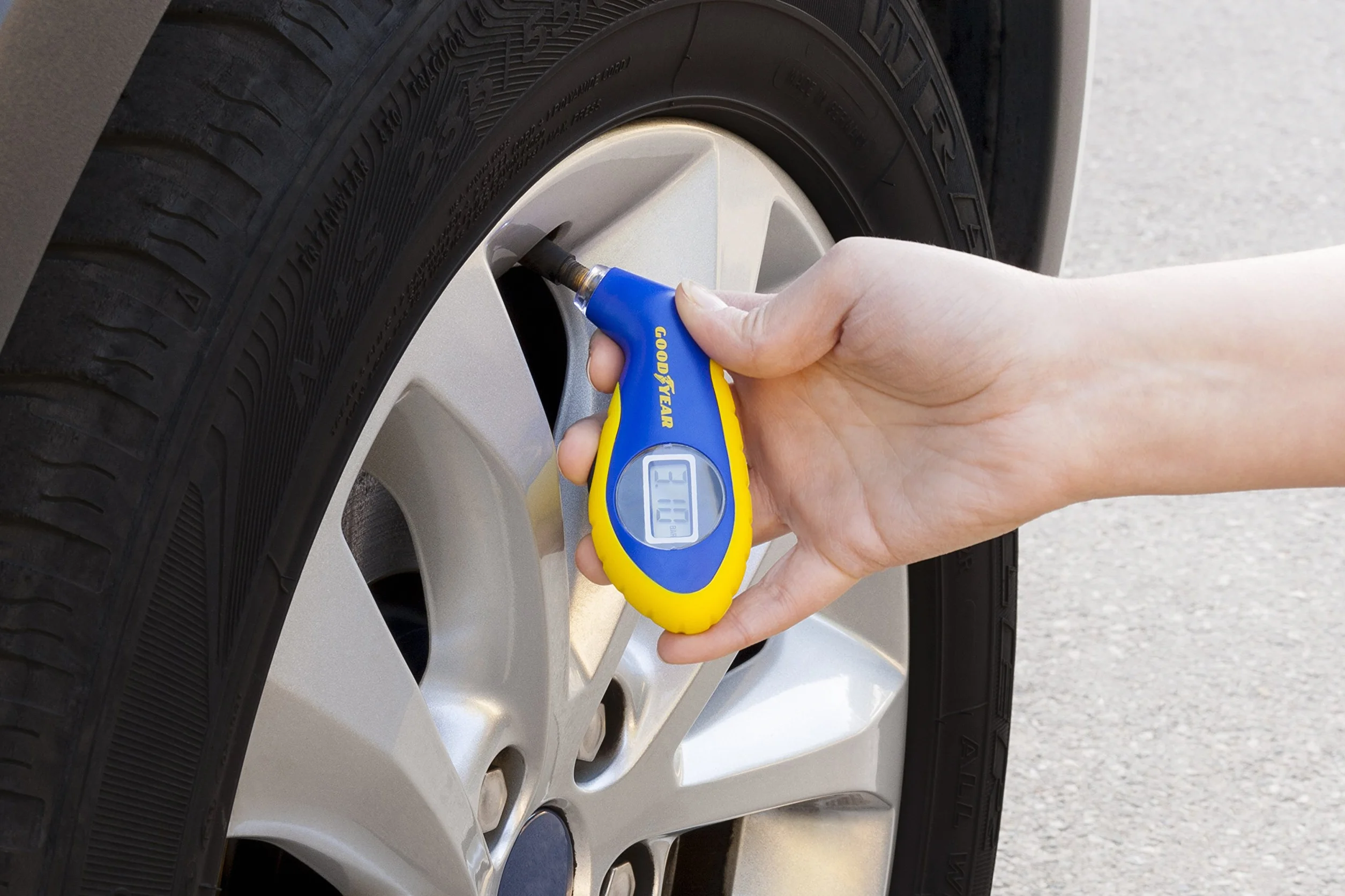 Goodyear Manometro Digitale per Pneumatici e Ruote